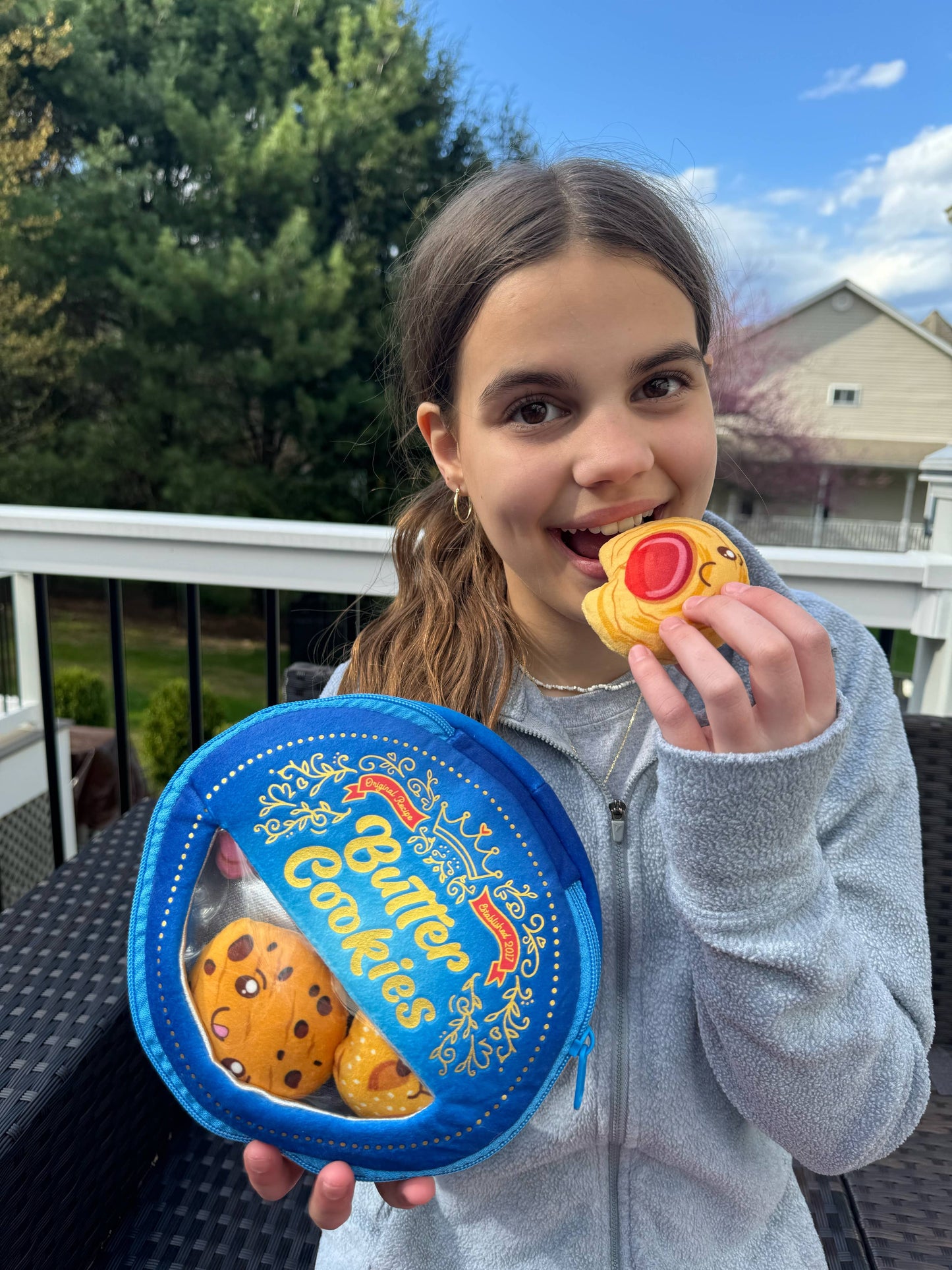 Mini Plushie - Butter Cookie Tin