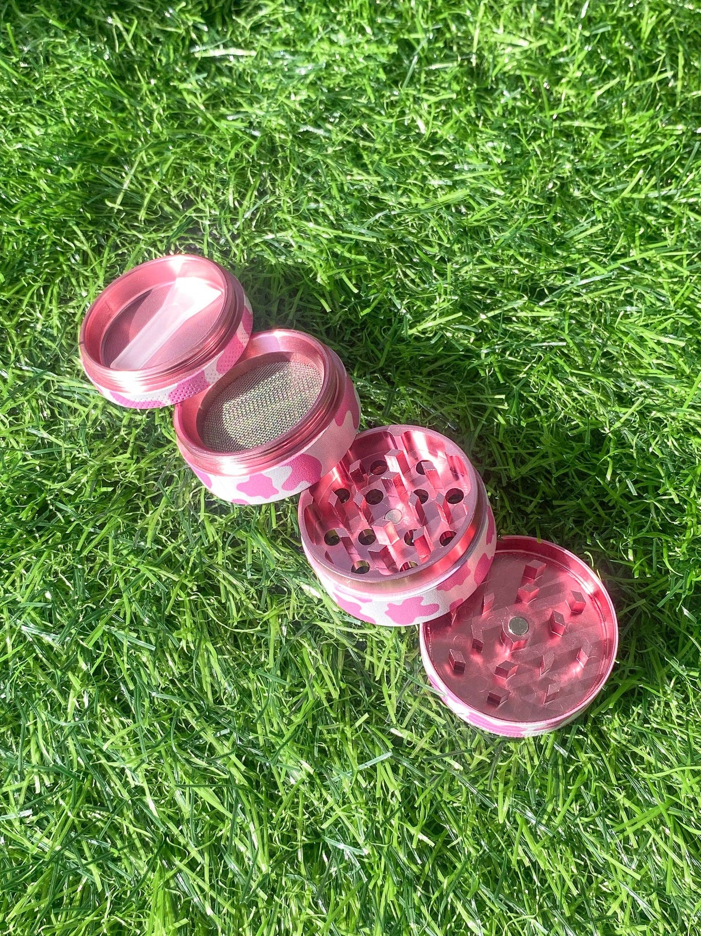 MINI PINK COW GRINDER