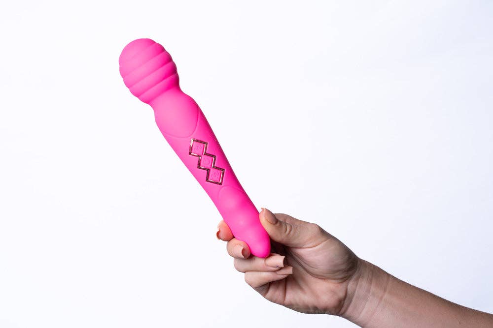 Zoe Twisty Rechargeable Dual Vibrating Pleasure Wand Pink